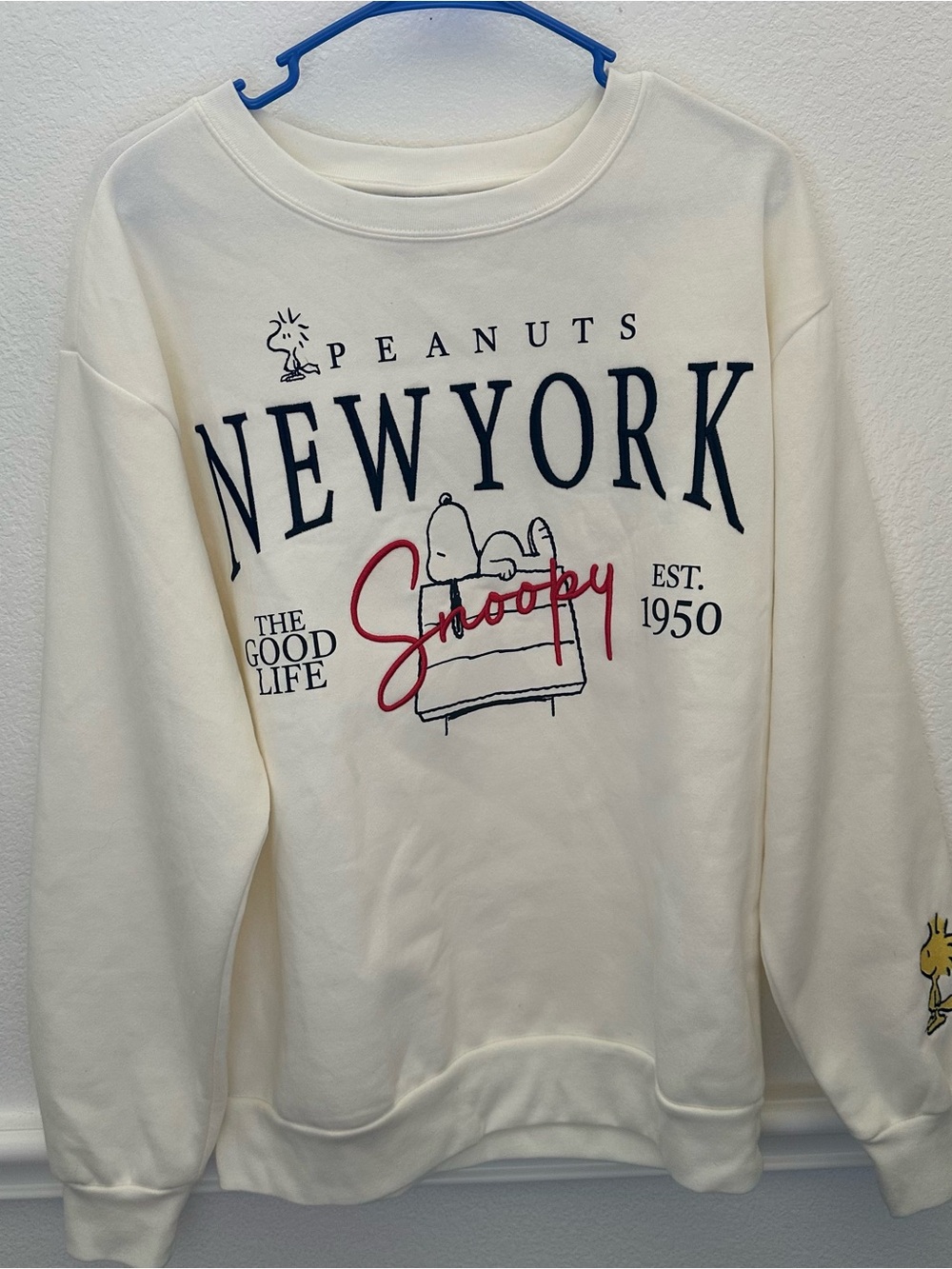 Peanuts Snoopy Destination Crewneck Sweatshirt NWT Ivory Large